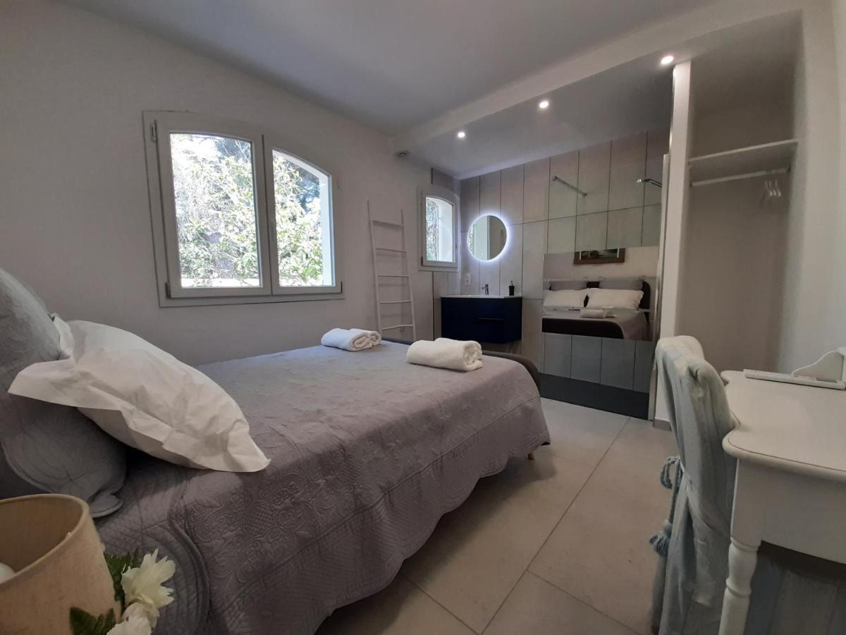Villa Rasoa Chambre Libellule Agde Bagian luar foto
