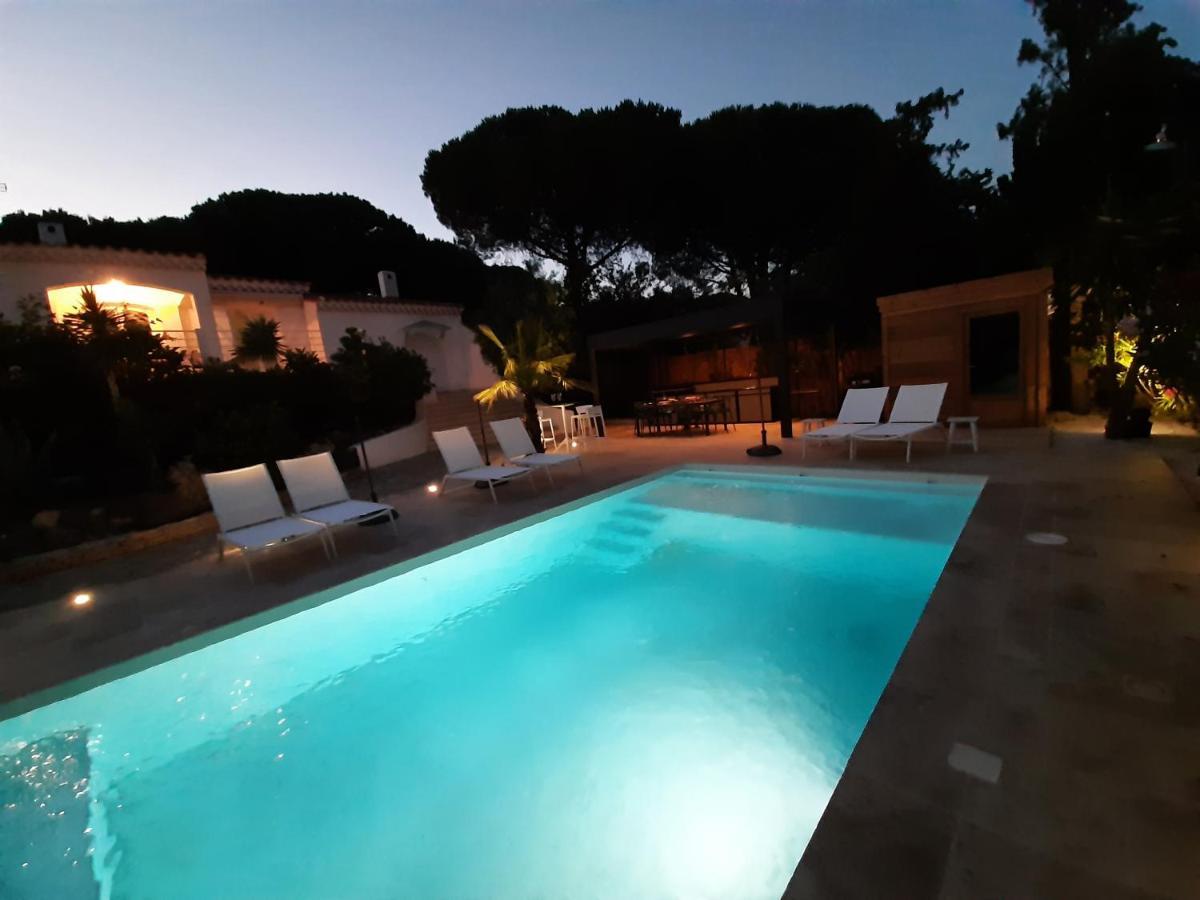 Villa Rasoa Chambre Libellule Agde Bagian luar foto